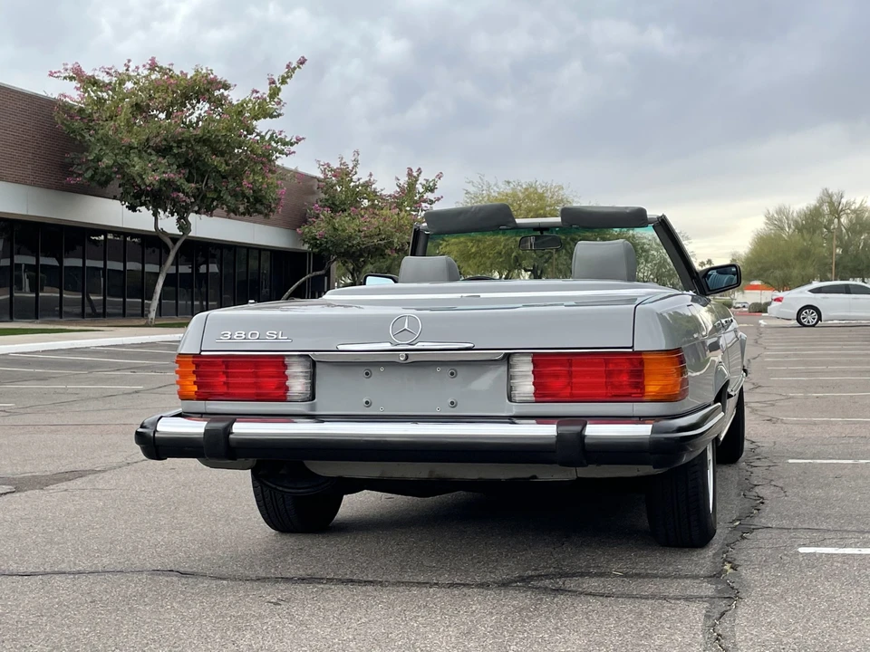 1984 Mercedes-Benz R107 SL-Class - Image 24 of 31