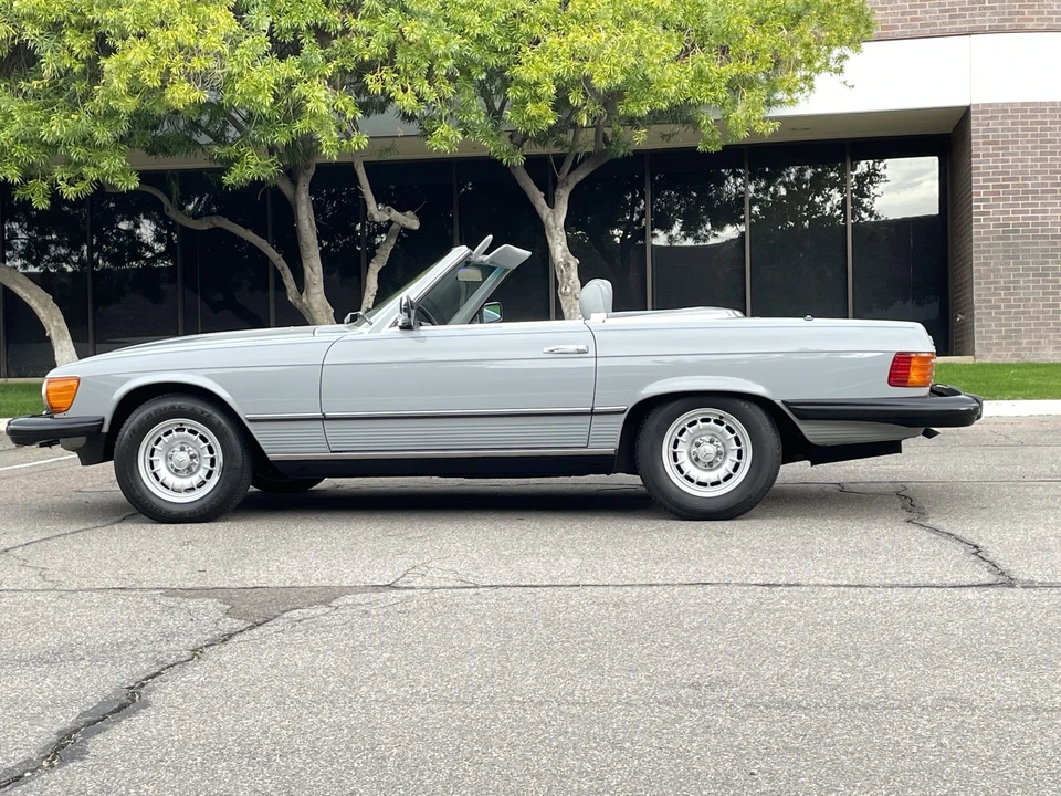 1984 Mercedes-Benz R107 SL-Class - Image 16 of 31