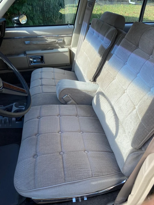 1984 Pontiac Parisienne - Image 23 of 31