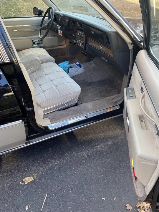 1984 Pontiac Parisienne - Image 26 of 31
