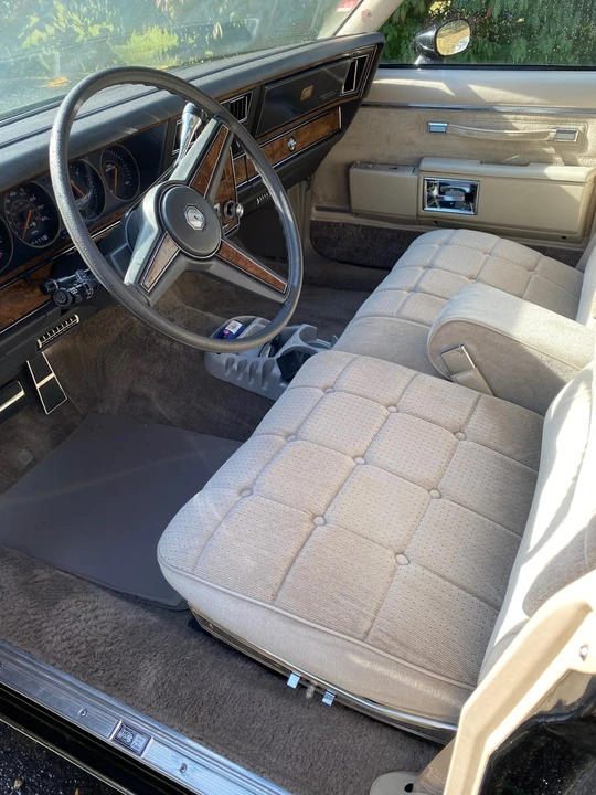 1984 Pontiac Parisienne - Image 24 of 31
