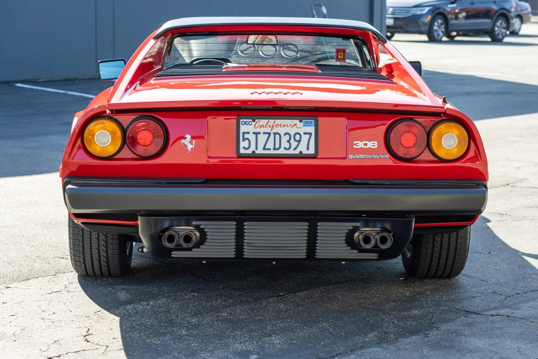 1985 Ferrari 308 GTS QV - Image 15 of 31