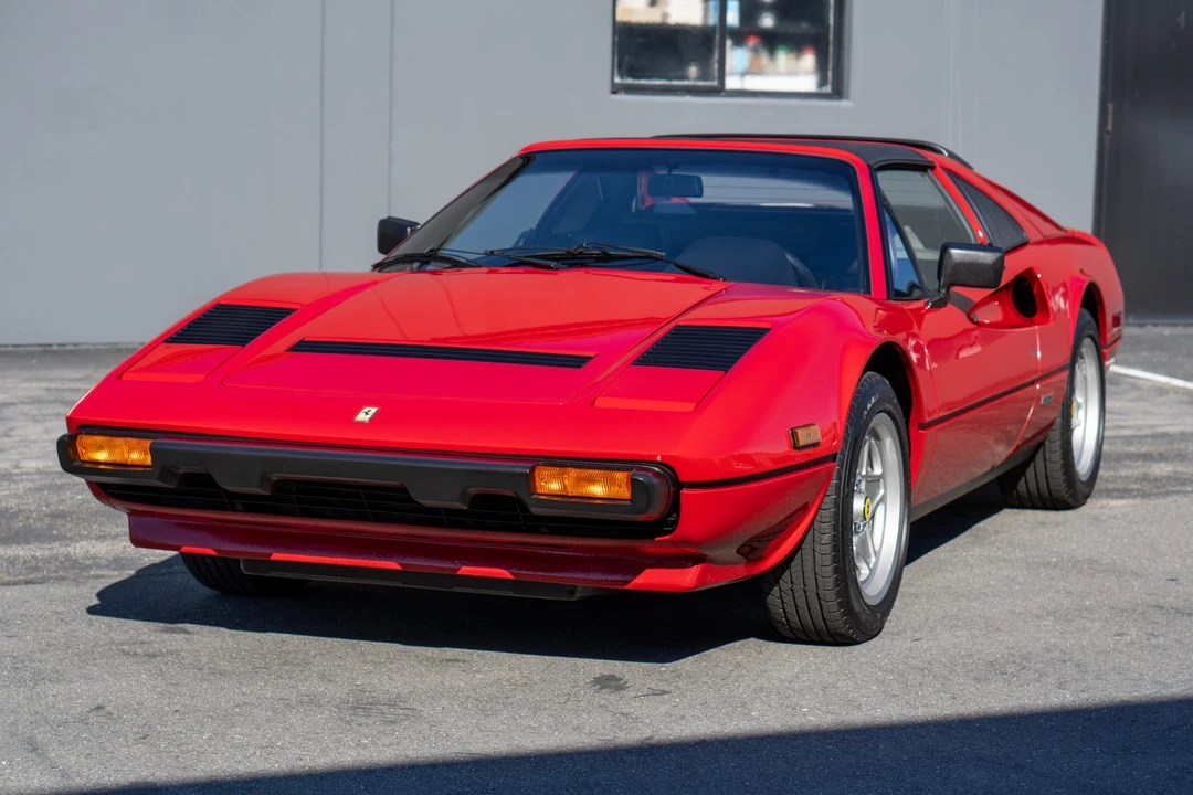 1985 Ferrari 308 GTS QV - Image 10 of 31