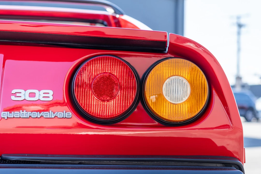 1985 Ferrari 308 GTS QV - Image 24 of 31