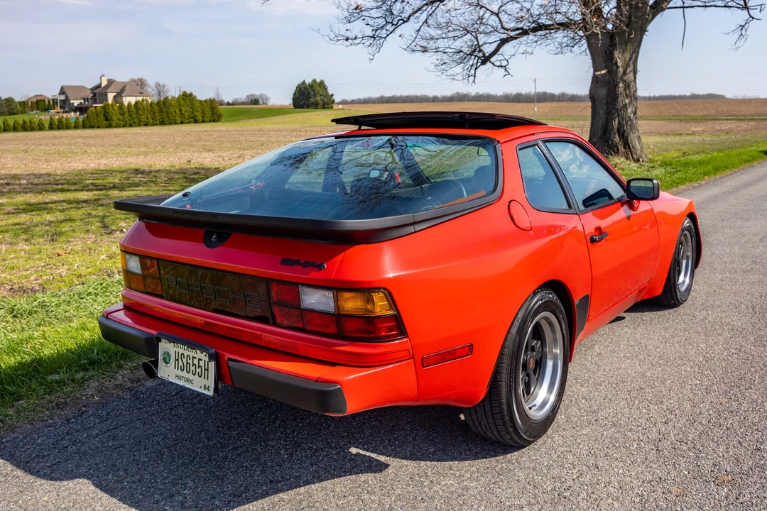 1985 Porsche 944 - Image 13 of 31
