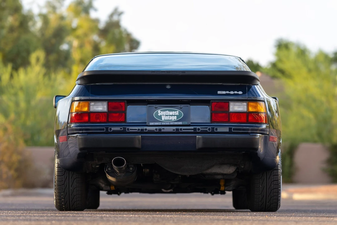 1985 Porsche 944 - Image 24 of 31