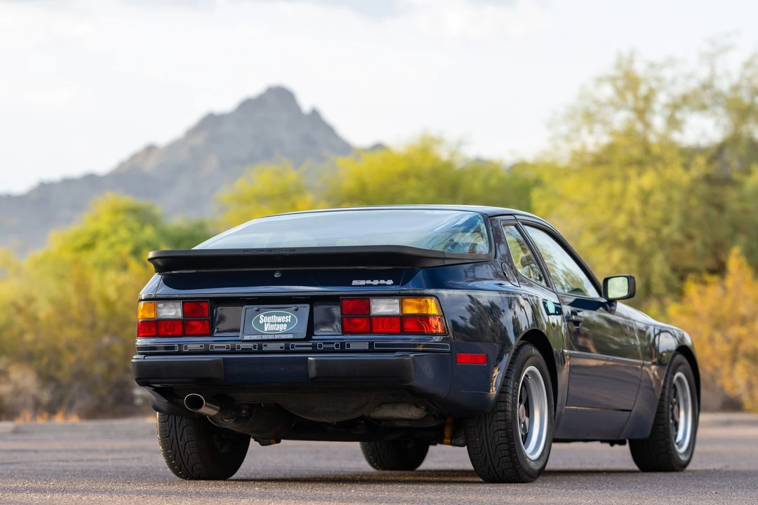 1985 Porsche 944 - Image 27 of 31