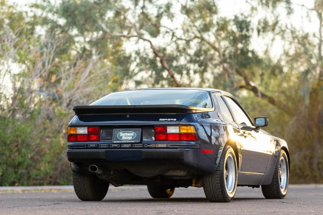 1985 Porsche 944 - Image 28 of 31