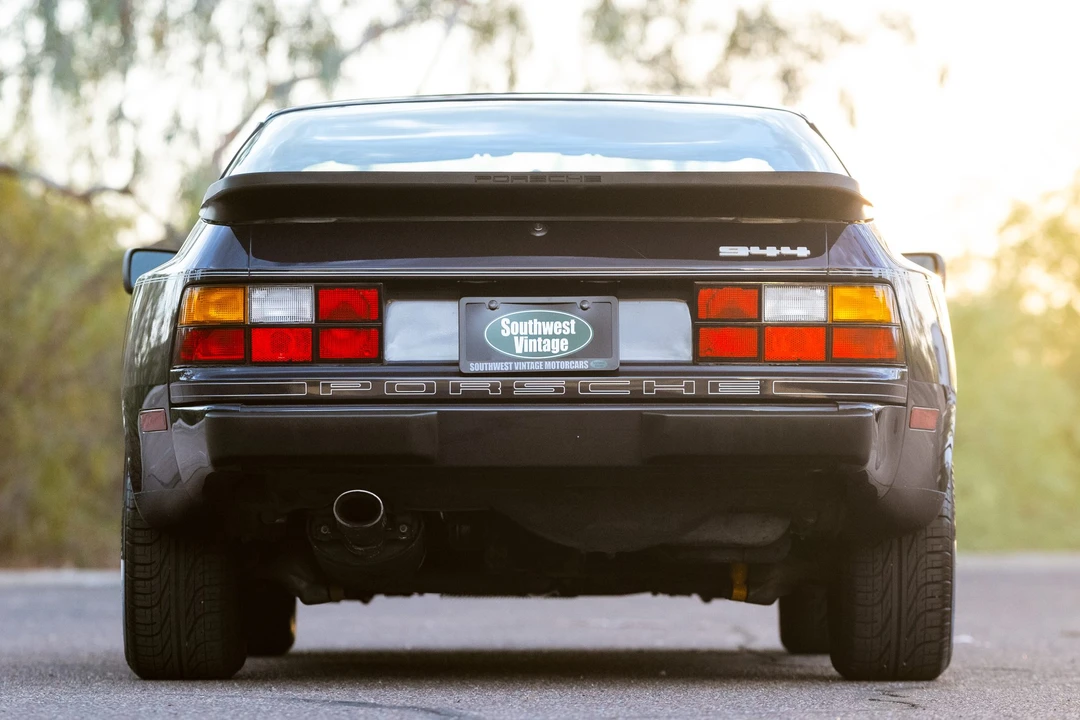 1985 Porsche 944 - Image 25 of 31