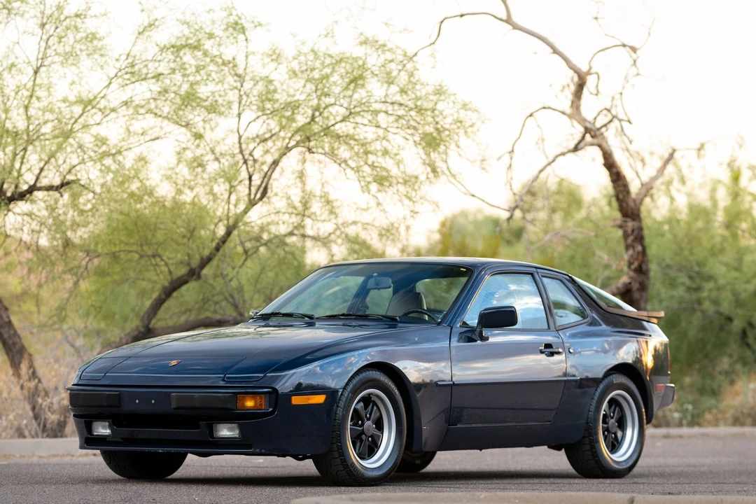 1985 Porsche 944 - Image 17 of 31