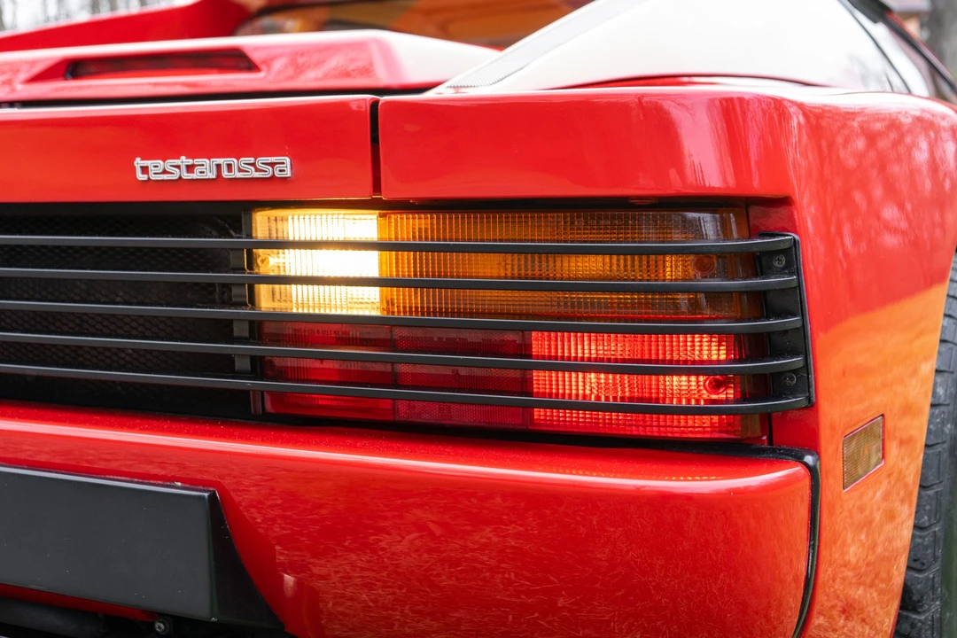1986 Ferrari Testarossa - Image 14 of 31