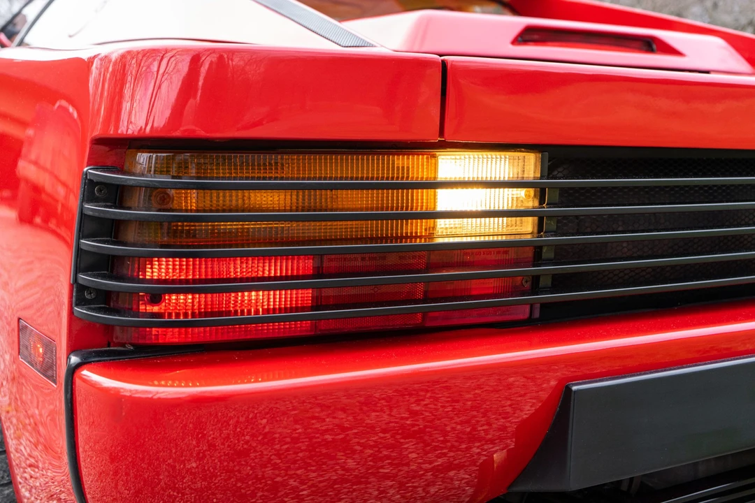 1986 Ferrari Testarossa - Image 13 of 31