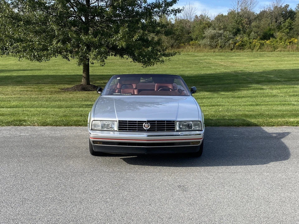 1987 Cadillac Allante - Image 5 of 31