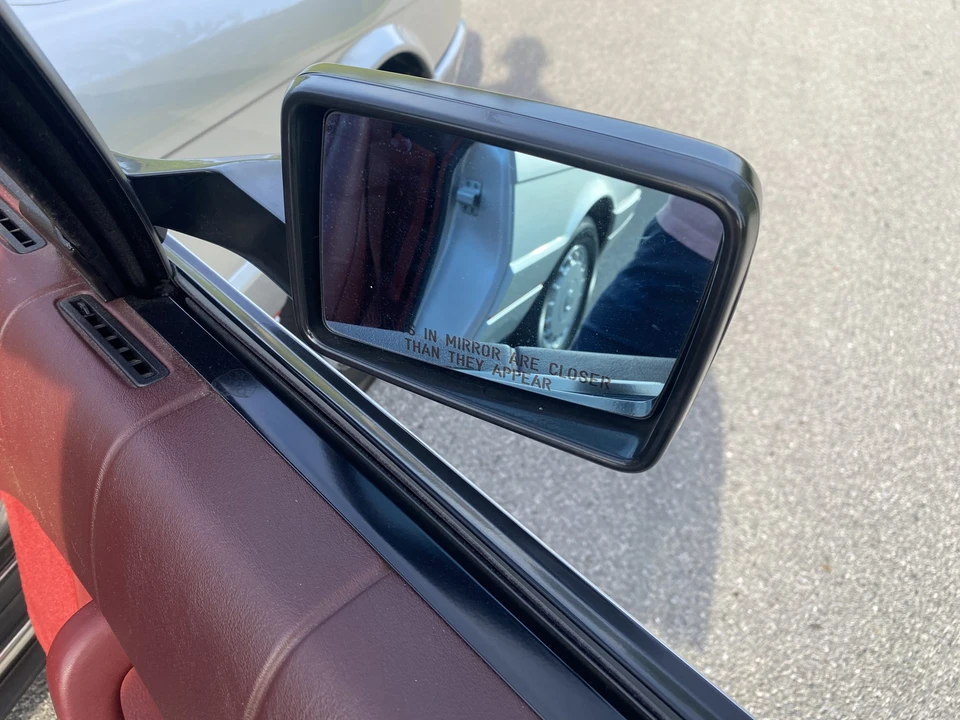 1987 Cadillac Allante - Image 20 of 31