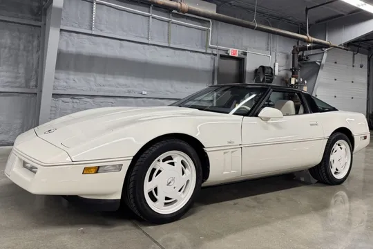 1988 Chevrolet Corvette 35th Anniversary Edition