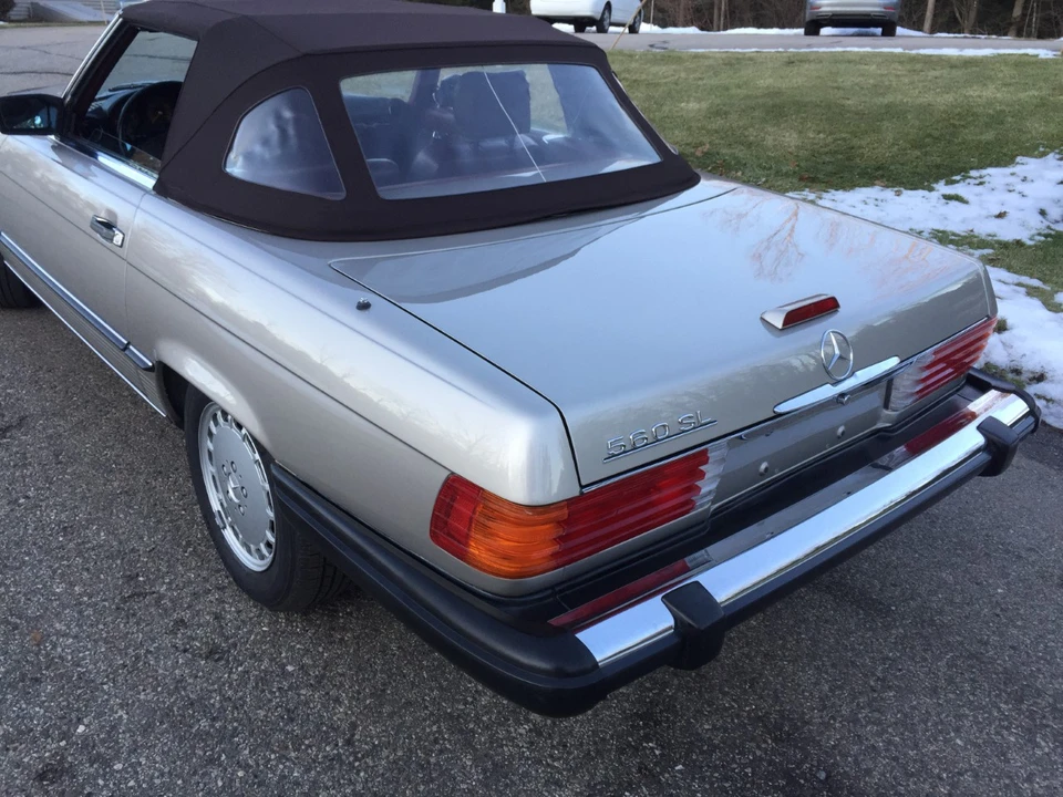 1988 Mercedes-Benz R107 SL-Class - Image 18 of 31