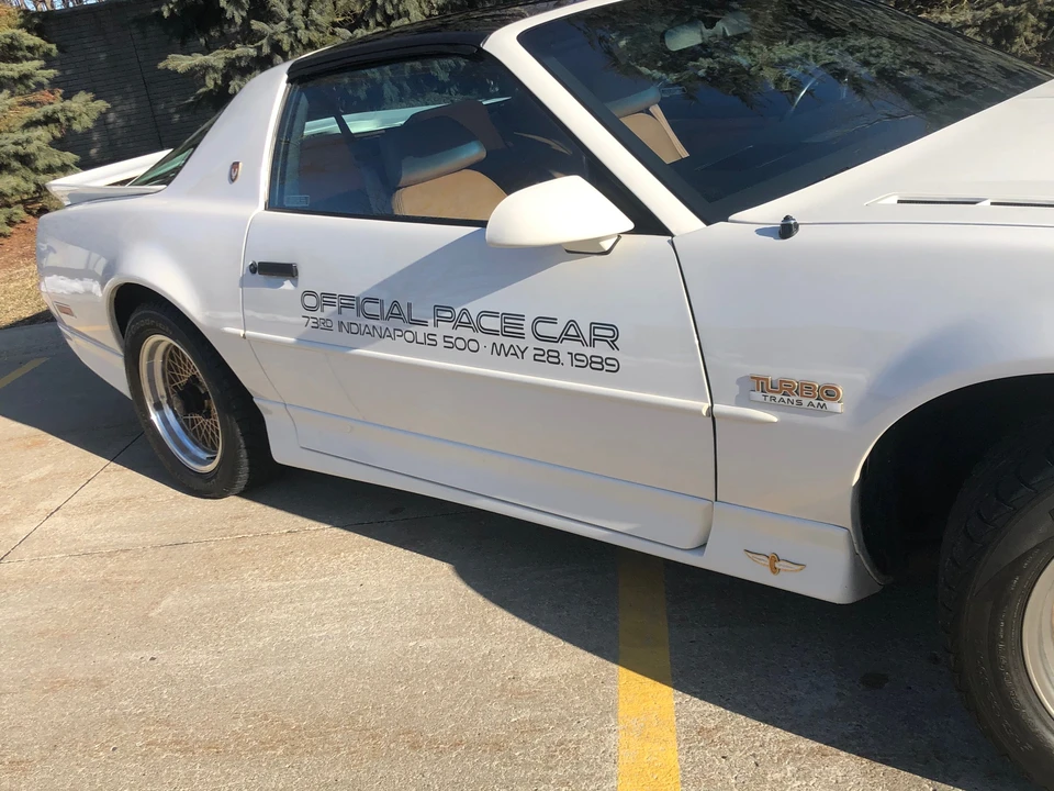 1989 Pontiac Firebird Trans Am 3rd Gen - Image 29 of 31