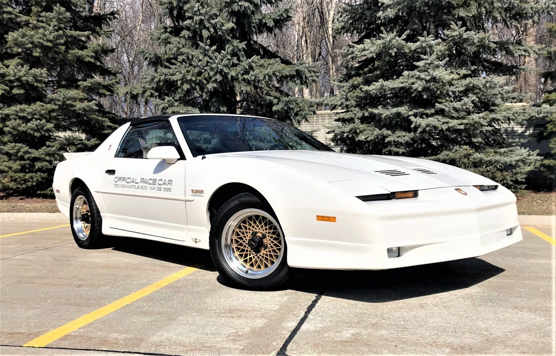 1989 Pontiac Firebird Trans Am 3rd Gen - Image 3 of 31