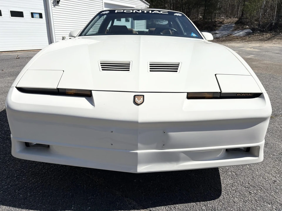 1989 Pontiac Firebird Trans Am 3rd Gen - Image 14 of 31