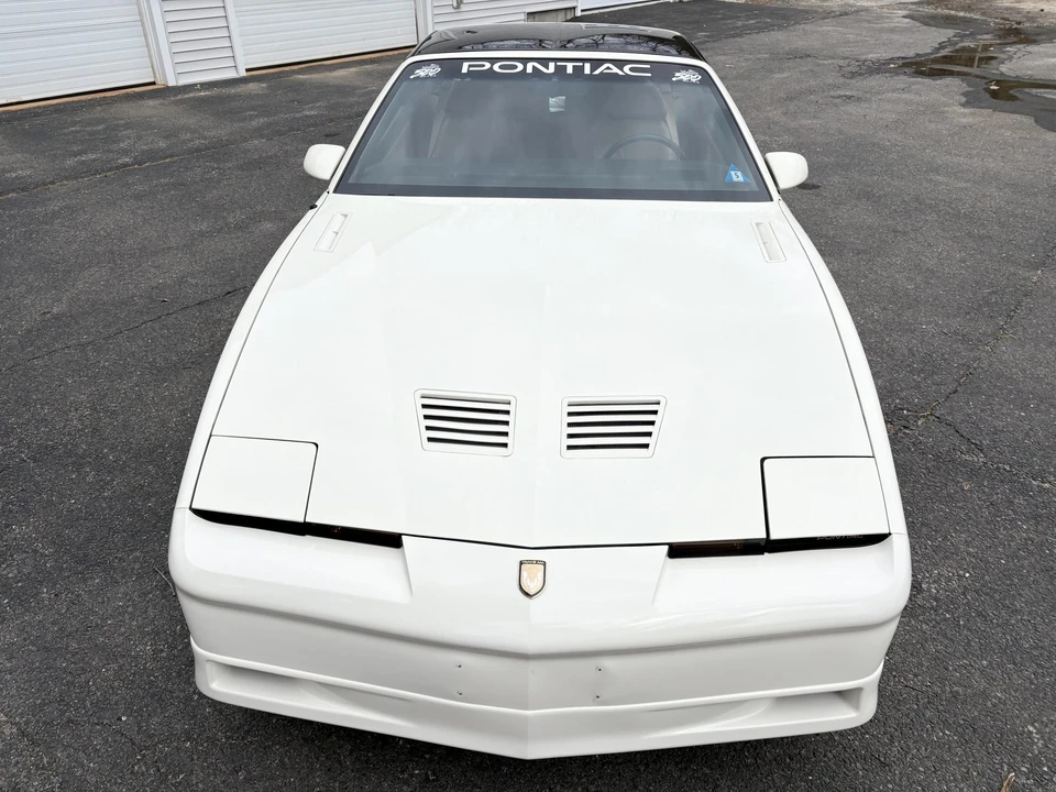 1989 Pontiac Firebird Trans Am 3rd Gen - Image 13 of 31