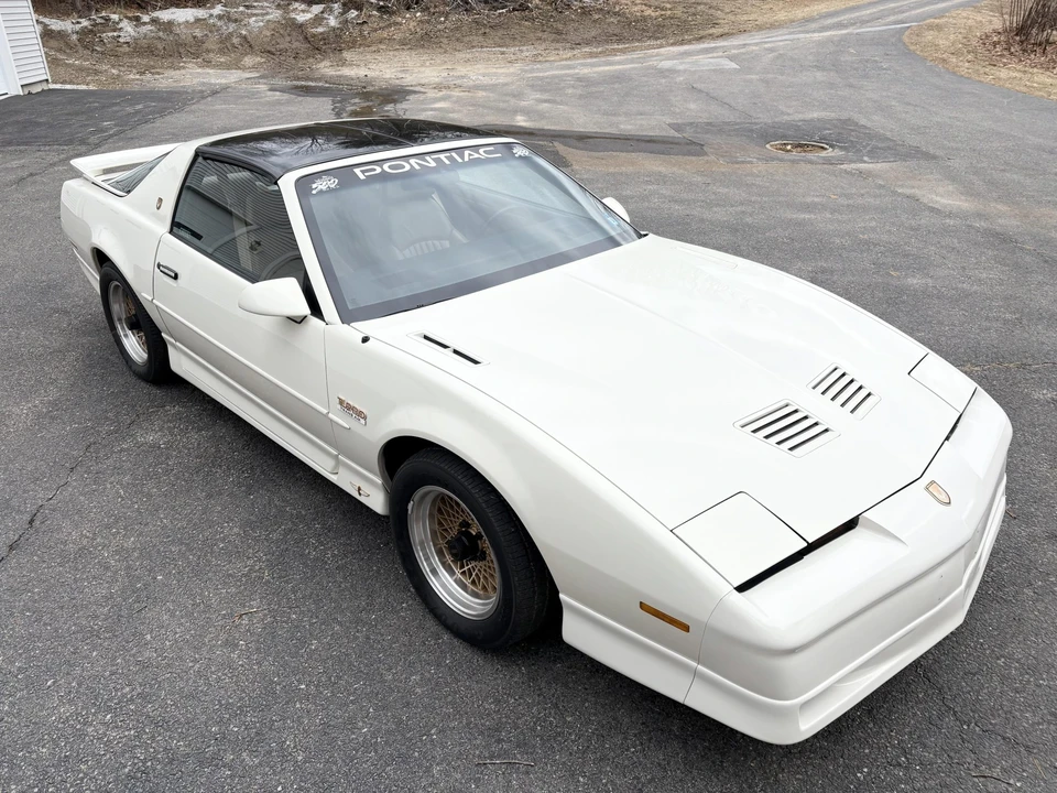 1989 Pontiac Firebird Trans Am 3rd Gen - Image 18 of 31