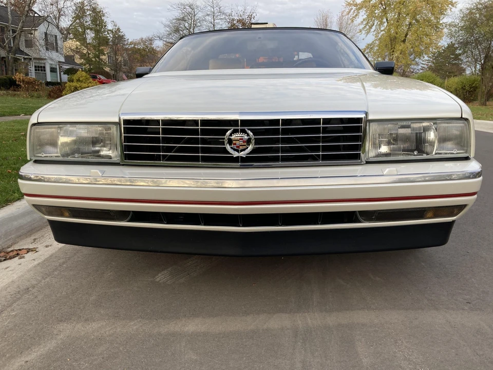1990 Cadillac Allante - Image 5 of 31