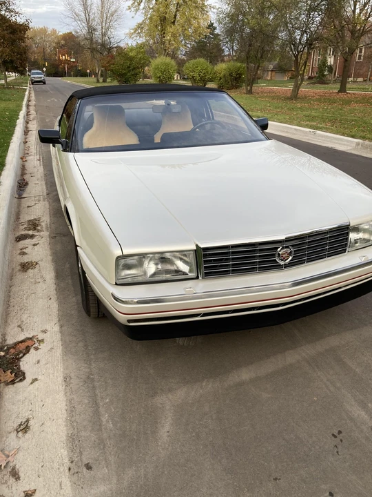 1990 Cadillac Allante - Image 21 of 31