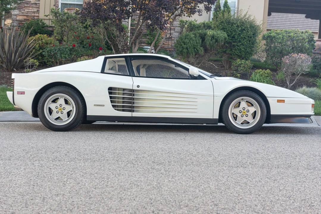 1990 Ferrari Testarossa - Image 11 of 31