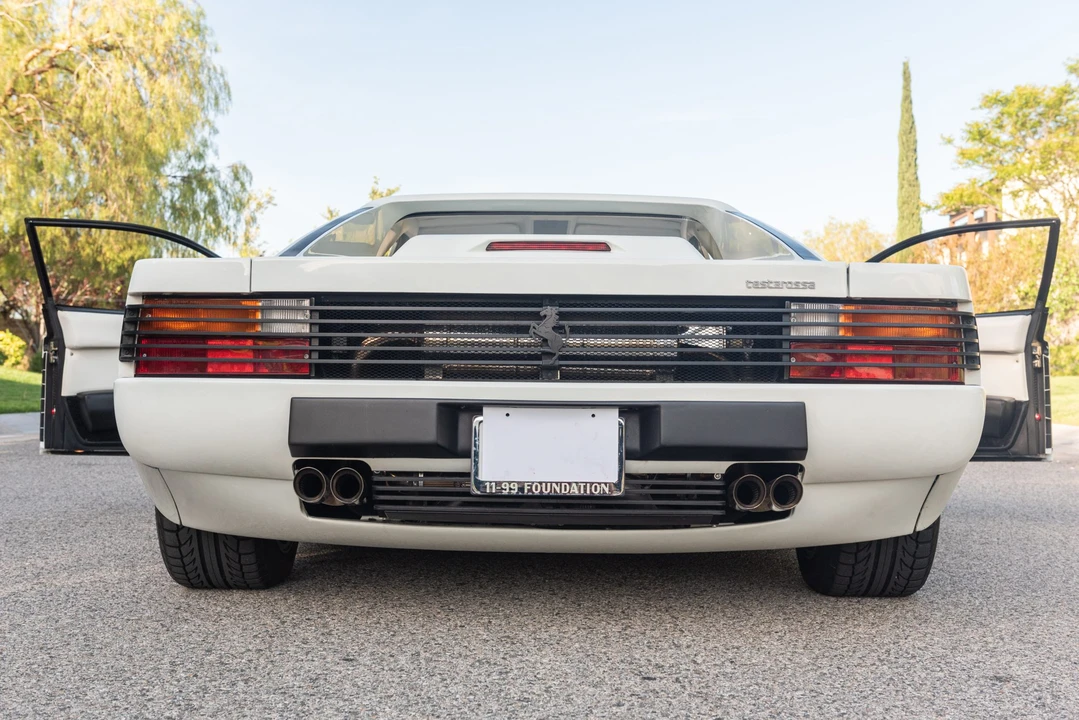 1990 Ferrari Testarossa - Image 27 of 31