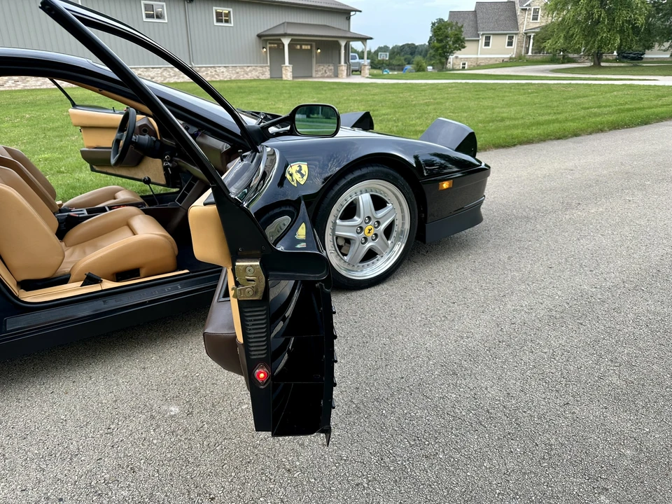 1991 Ferrari Testarossa - Image 24 of 31