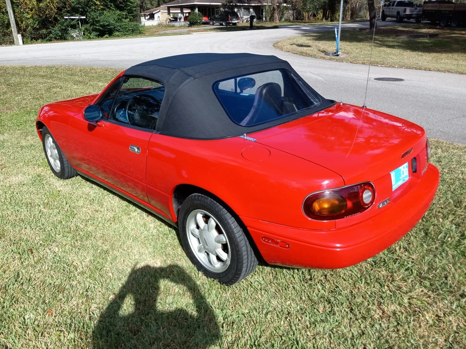 1991 Mazda NA MX-5 Miata - Image 9 of 31