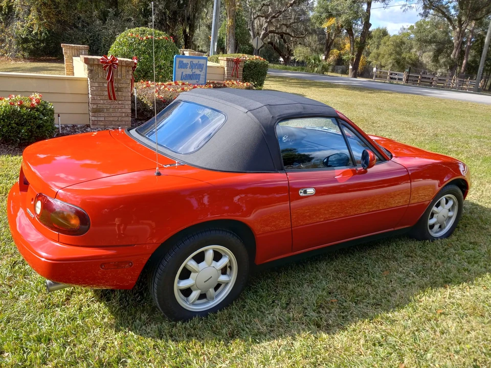 1991 Mazda NA MX-5 Miata - Image 11 of 31
