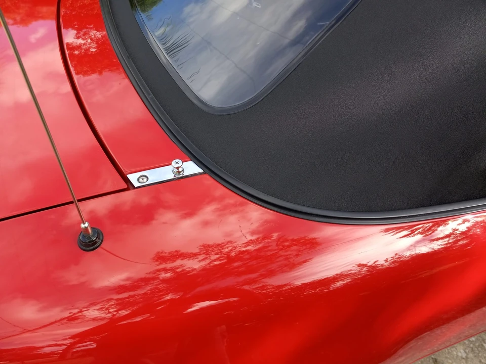 1991 Mazda NA MX-5 Miata - Image 28 of 31