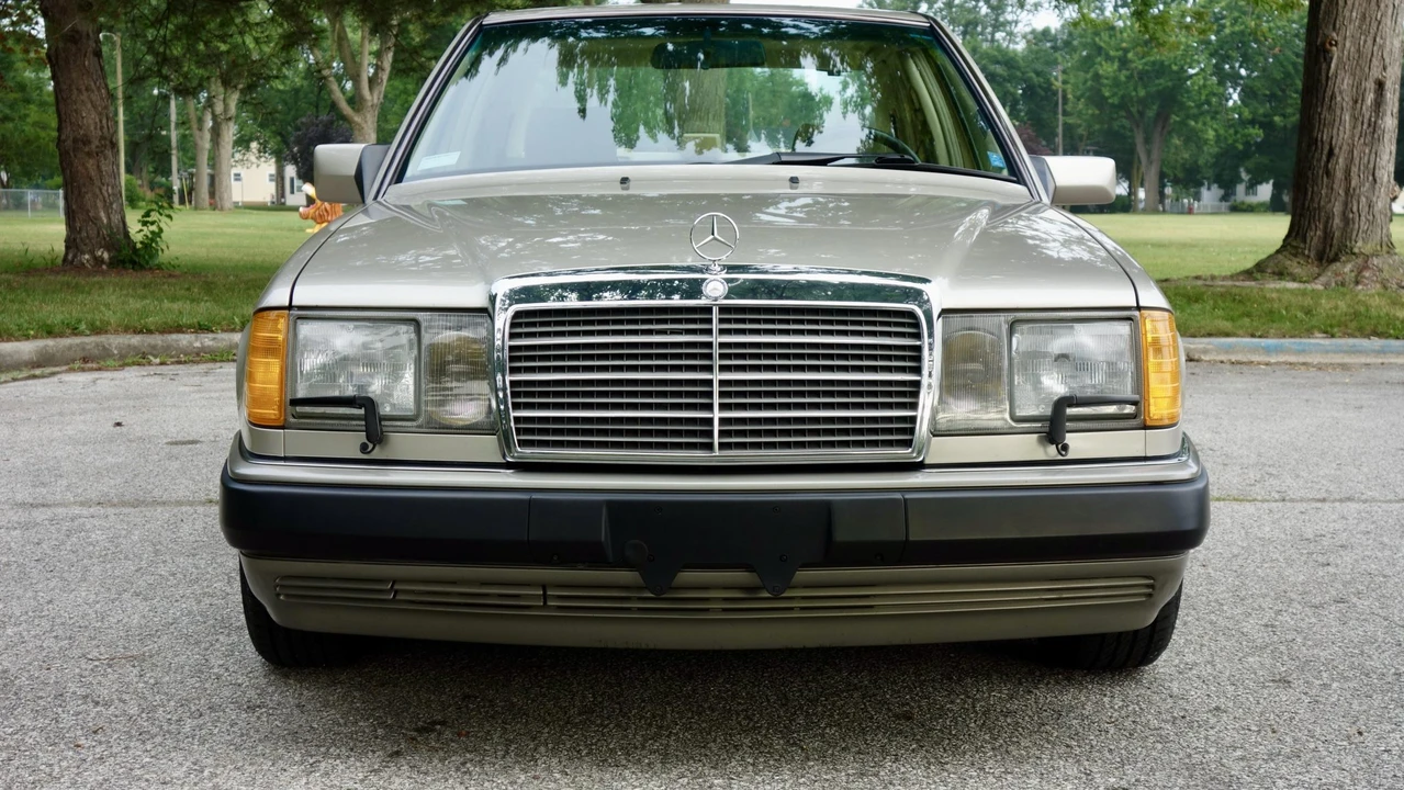 1991 Mercedes-Benz W124 E-Class - Image 5 of 31