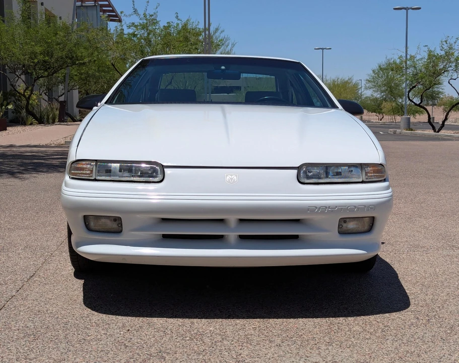 1992 Dodge Daytona - Image 5 of 31