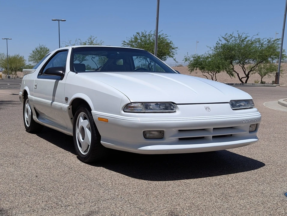 1992 Dodge Daytona - Image 4 of 31