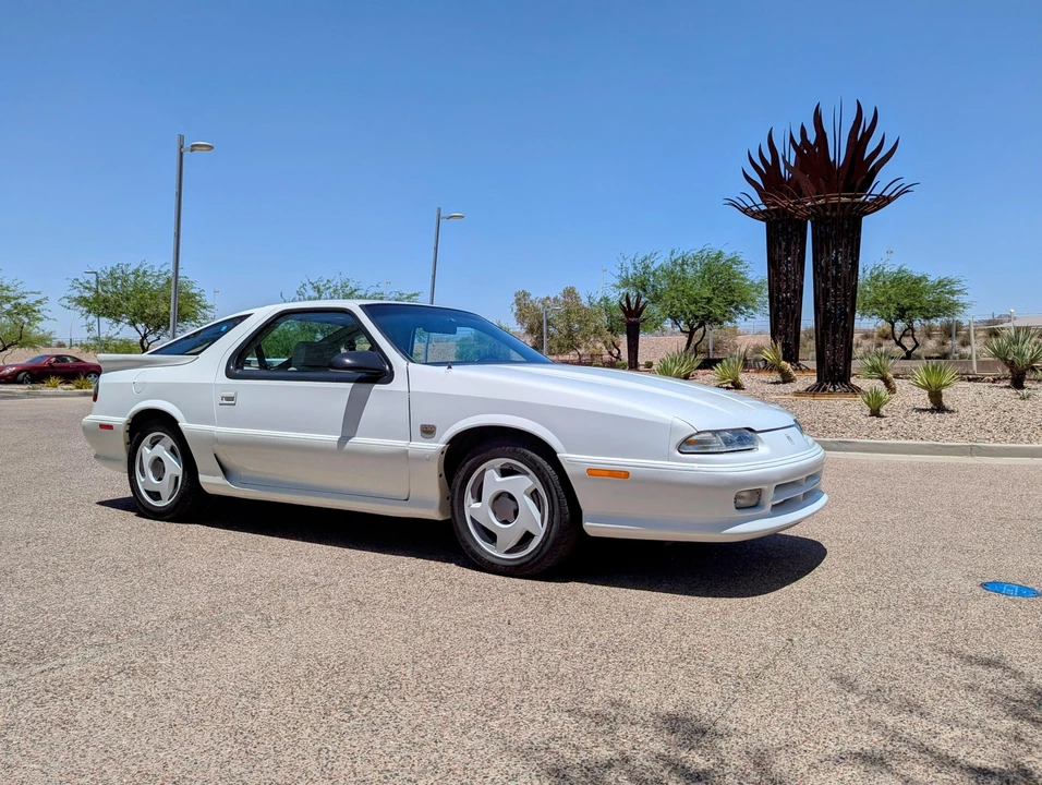 1992 Dodge Daytona - Image 3 of 31