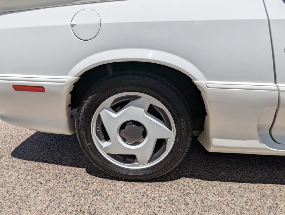 1992 Dodge Daytona - Image 20 of 31