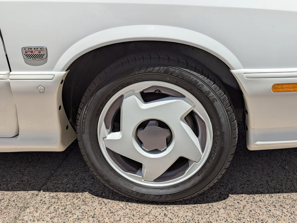 1992 Dodge Daytona - Image 21 of 31