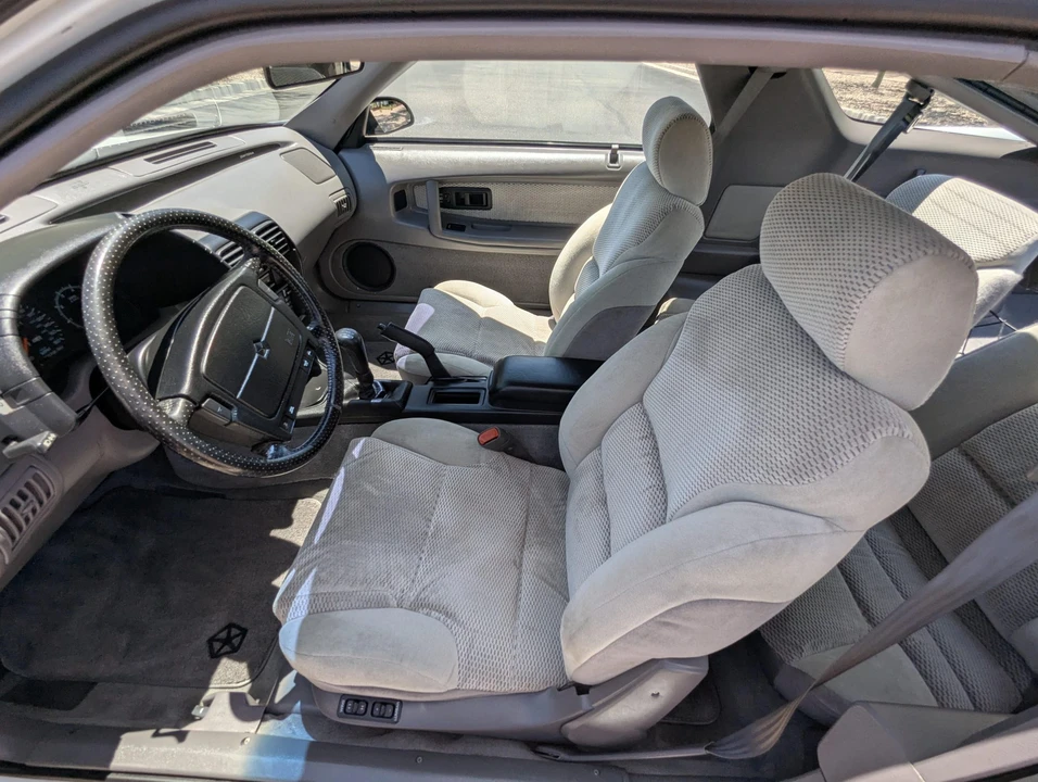 1992 Dodge Daytona - Image 24 of 31