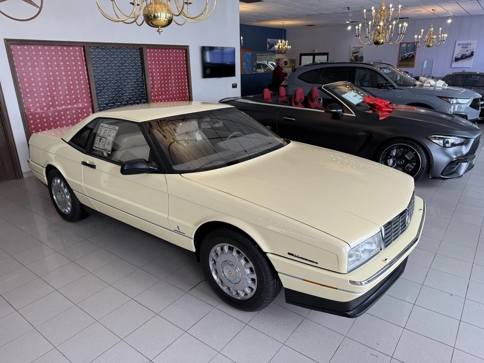 1993 Cadillac Allante - Image 22 of 31