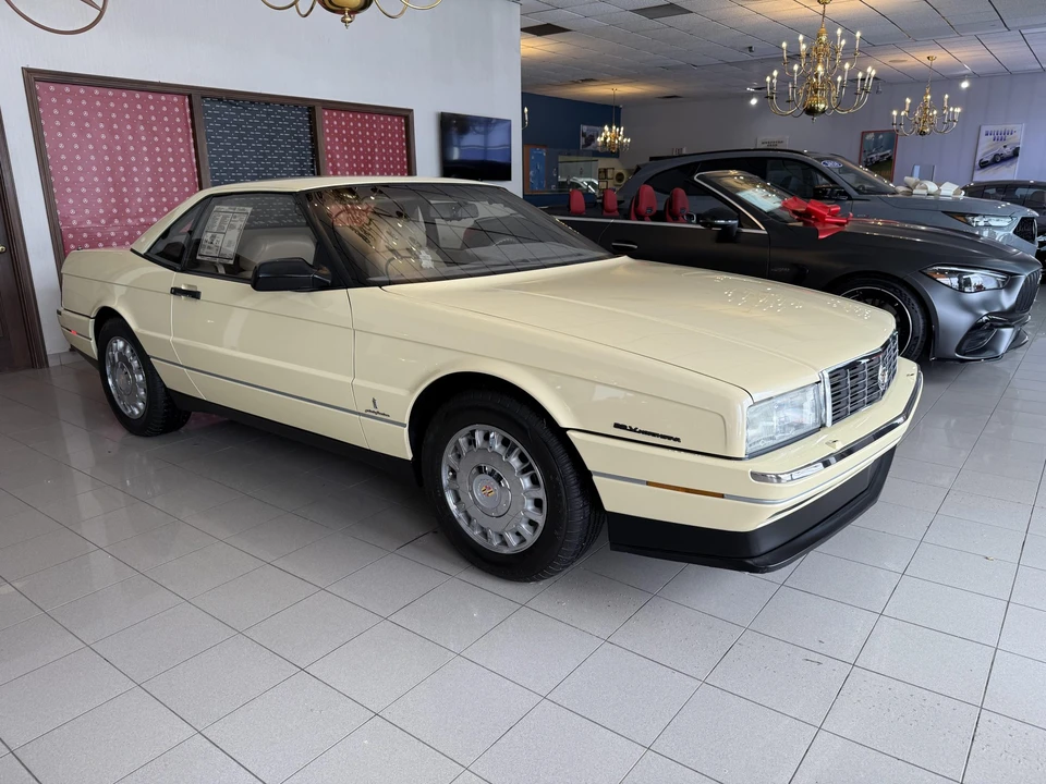 1993 Cadillac Allante - Image 23 of 31