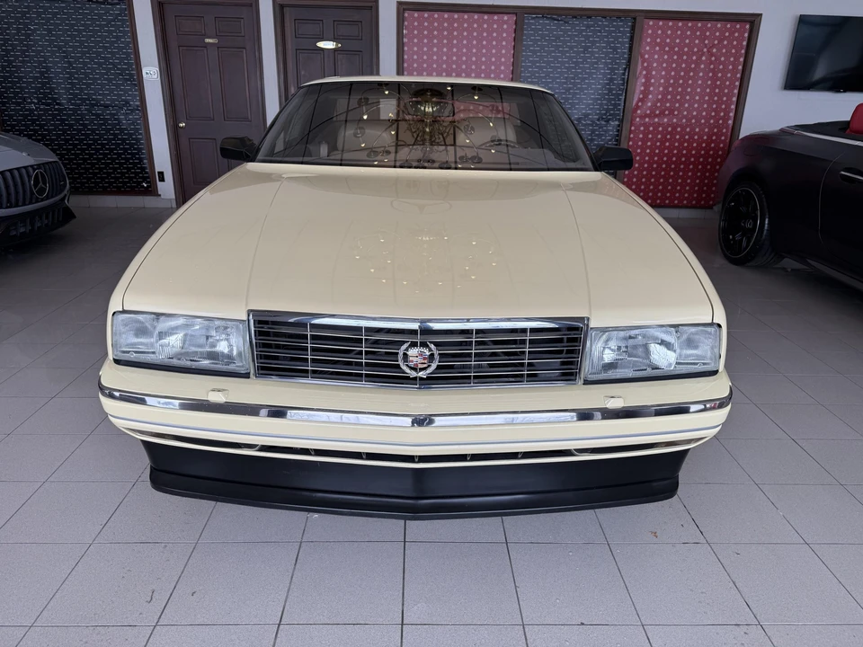 1993 Cadillac Allante - Image 26 of 31