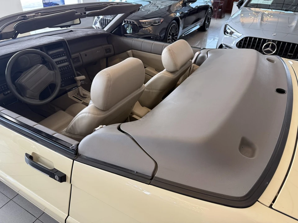 1993 Cadillac Allante - Image 31 of 31