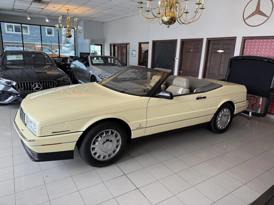 1993 Cadillac Allante - Image 28 of 31