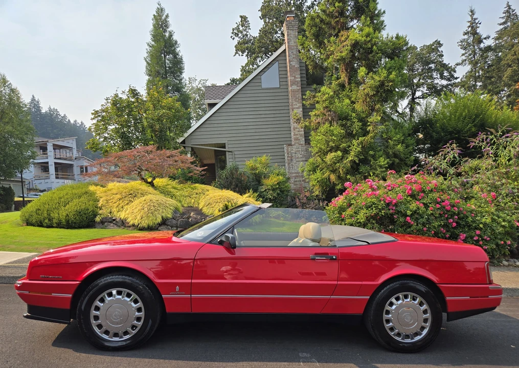 1993 Cadillac Allante - Image 6 of 31