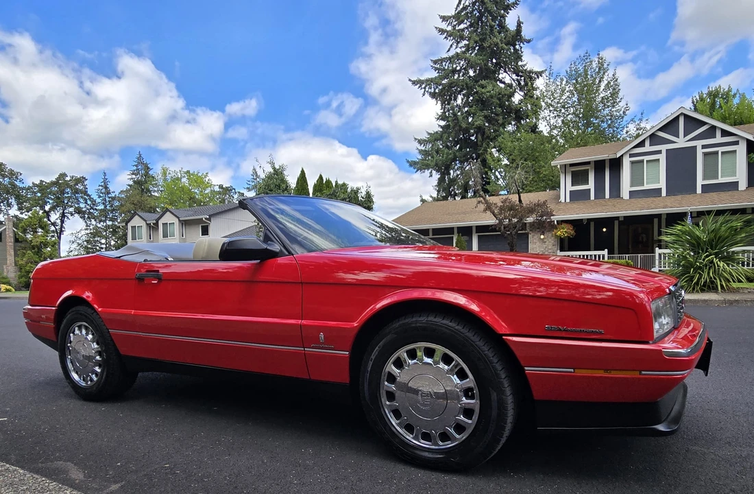1993 Cadillac Allante - Image 9 of 31
