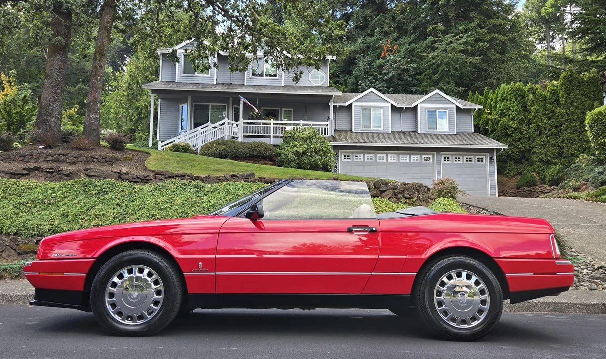 1993 Cadillac Allante - Image 7 of 31