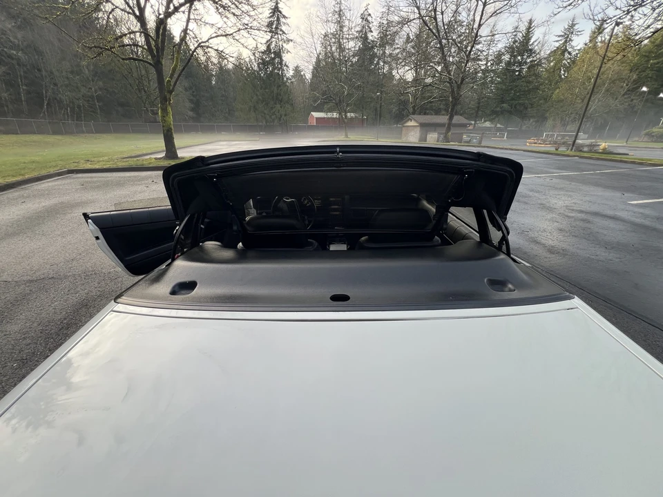 1993 Cadillac Allante - Image 24 of 31