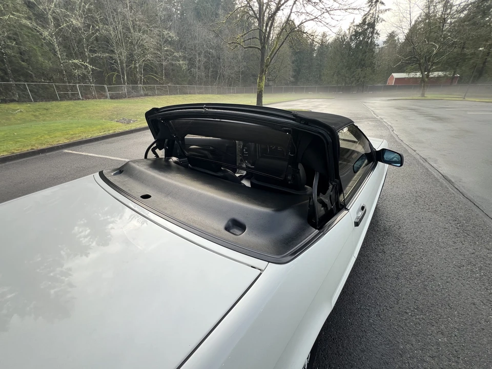 1993 Cadillac Allante - Image 26 of 31